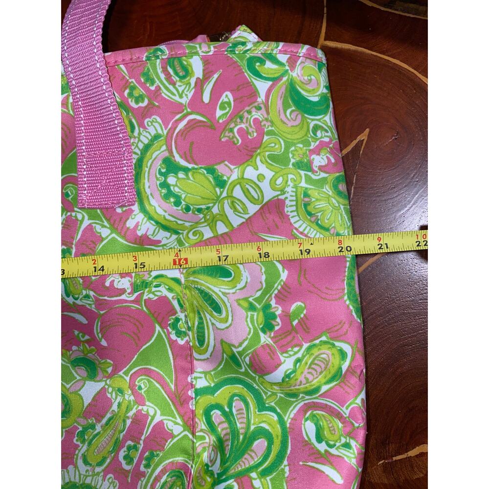 Lilly Pulitzer Insulated Cooler Tote Bag vibrant pink and green floral pattern - Picture 7 of 8